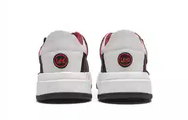 Lee