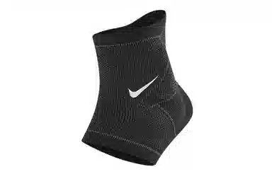 Nike Pro 1