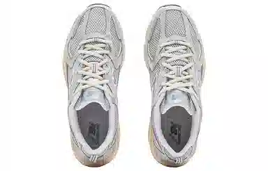 New Balance 530 Silver