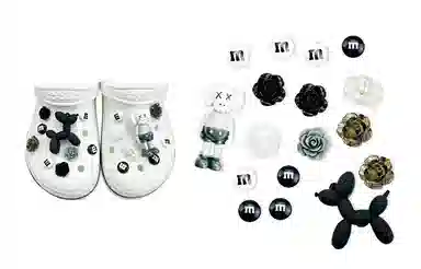 US8ACC m crocs DIY