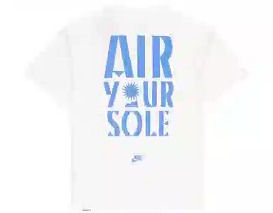 Nike Logo T