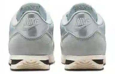 Nike Cortez