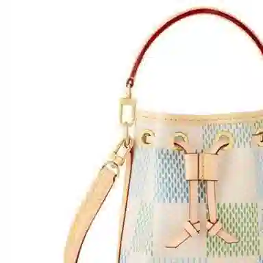 LOUIS VUITTON Nano Noe