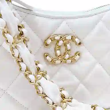 CHANEL 23K 19 Hobo