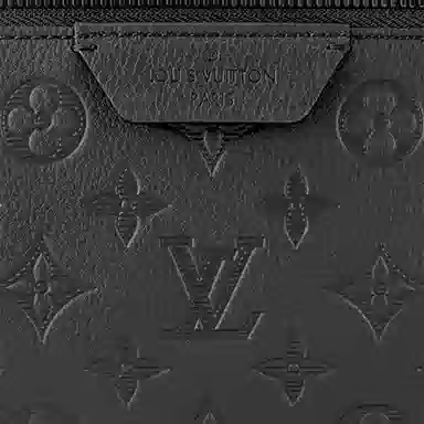 LOUIS VUITTON Discovery