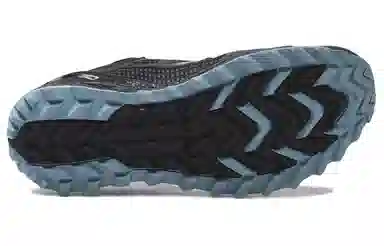 Saucony