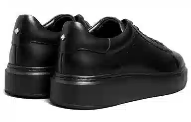 Thom Wills Black Warrior