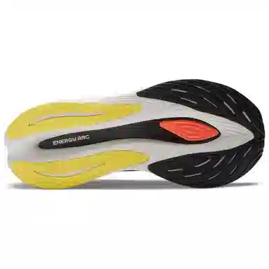 New Balance FuelCell SuperComp