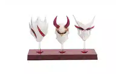 League of Legends Crimson Moon Collectible Set