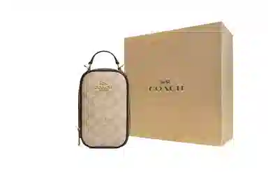 COACH Eva 11