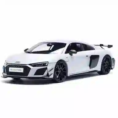 118 R8 V10 GT RWD 2021