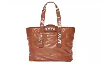 LOEWE Fold Shopper logo 23