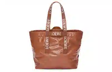 LOEWE Fold Shopper logo 23
