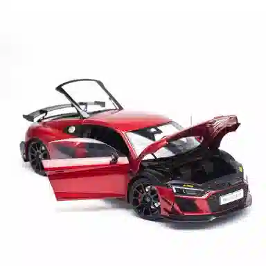 118 R8 V10 GT RWD 2021