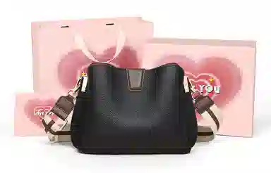 COMELY Bucket Bag Black