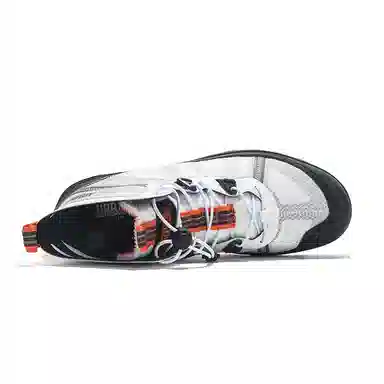 URBAN AUTHENTIC