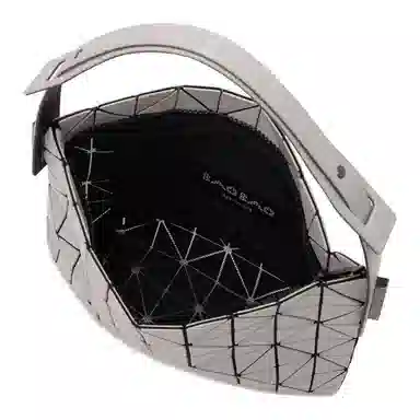 ISSEY MIYAKE Baguette