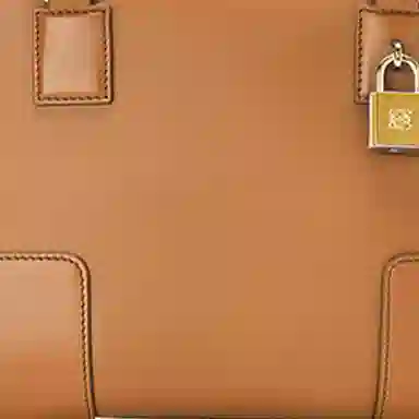 LOEWE Amazona 19 Nappa