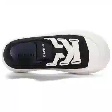 DAPHNE Low Top Sneakers