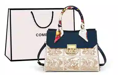 COMELY Blue Embroidered Tote