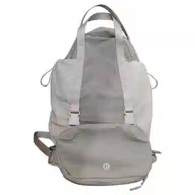 lululemon 7L Pack and GoLogo