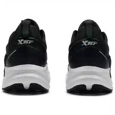 特步 舒适休闲减震透气 低帮跑步鞋 男款 黑色