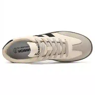 Warrior Classic Retro Trainers