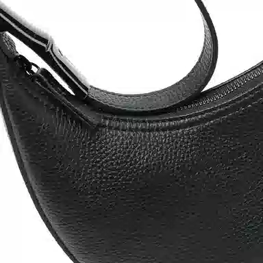 LONGCHAMP Roseau Essential 21 Logo