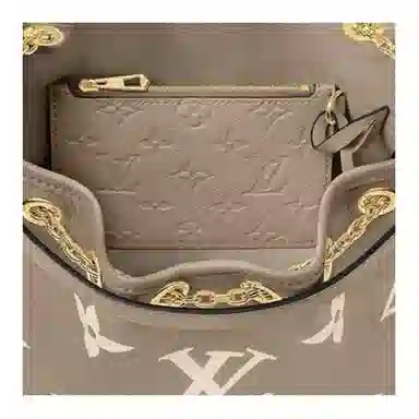 LOUIS VUITTON Bundle Logo