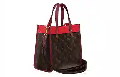 COACH Field 22 Logo Tote