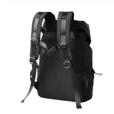 PULUWIRR Backpack