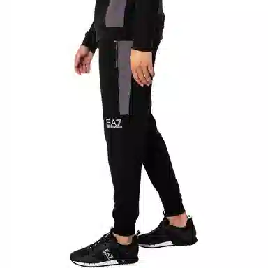 EMPORIO ARMANI EA7 SS24 Logo