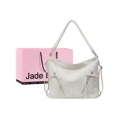 Jade en plus Tote Bag
