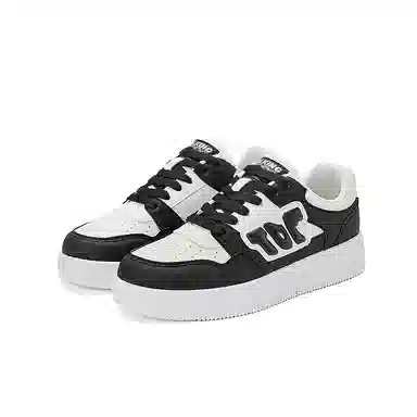 Talking Tom Classic Low Sneakers