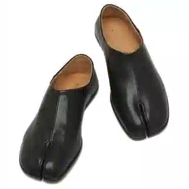 Maison Margiela Tabi Black