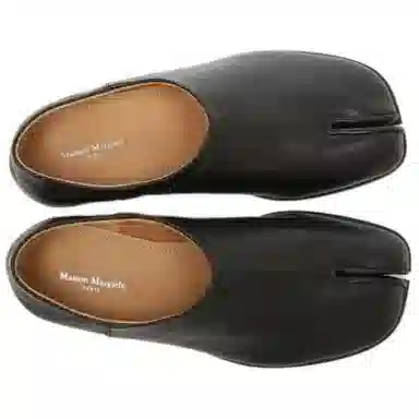 Maison Margiela Tabi Black