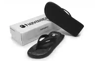 Havaianas x A BATHING APE Logo