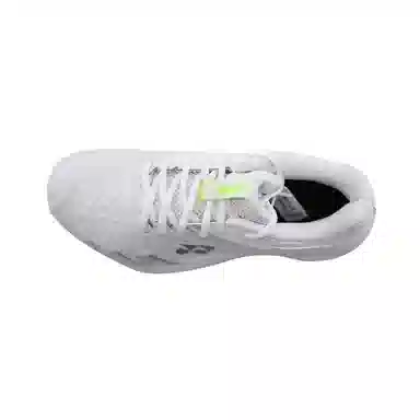YONEX