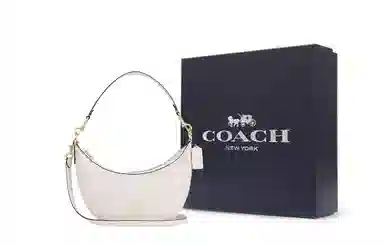 COACH Aria Shoulder Bag 26 White