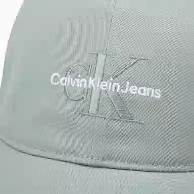 CALVIN KLEIN