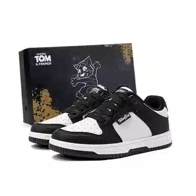TALKING TOM Classic Sneakers