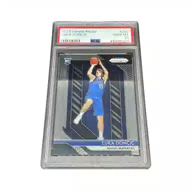 PANINI 2018-19 Prizm Base PSA10