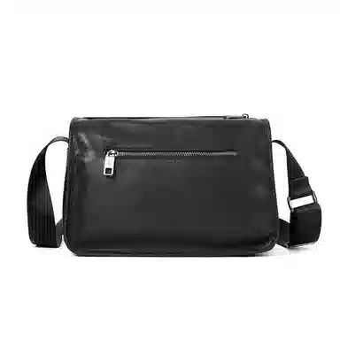 Sharkborough Crossbody Bag Black