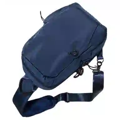 巴布豆 大容量个性时尚百搭实用斜挎单肩 防泼水耐磨材质 胸包 大号 男款 黑色/蓝色/纯黑/纯蓝