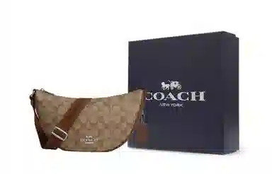 COACH Pace 29 Logo