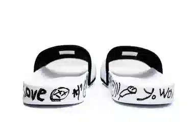 The North Face Base Camp Slide 3