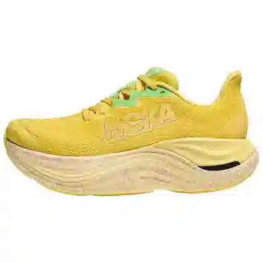 HOKA ONE ONE