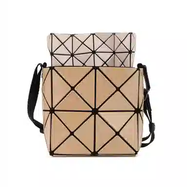 ISSEY MIYAKE Lucent Nest