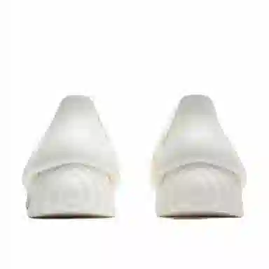 BBB x GENEGG Foam Runner White