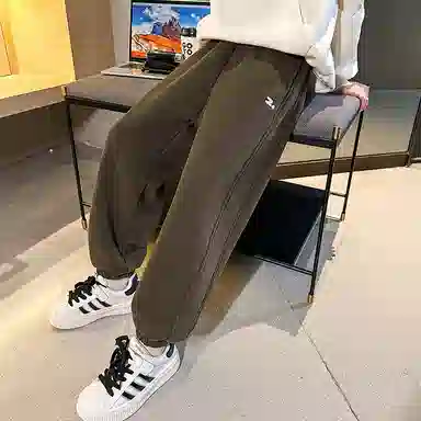 迷乐童堡 童装 纯色字母刺绣加绒加厚一体绒休闲裤 儿童款